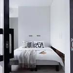 Spacious 2br On Bulevardi *