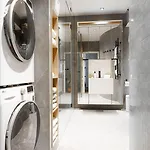 Spacious 2br On Bulevardi هلسنكي