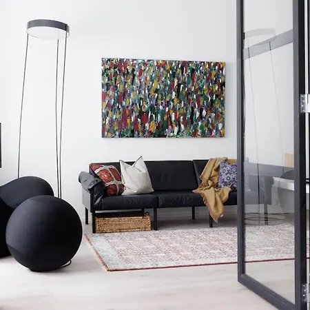 Spacious 2br On Bulevardi * Helsínquia