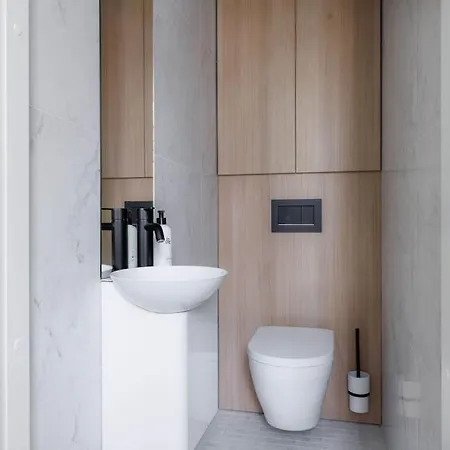 Spacious 2br On Bulevardi Appartement