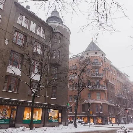 Spacious 2br On Bulevardi