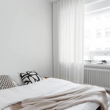 Spacious 2br On Bulevardi *