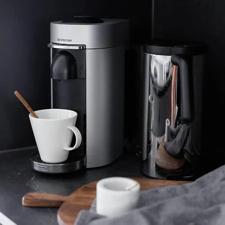 Spacious 2br On Bulevardi Helsinki