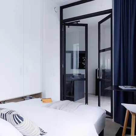 Spacious 2br On Bulevardi