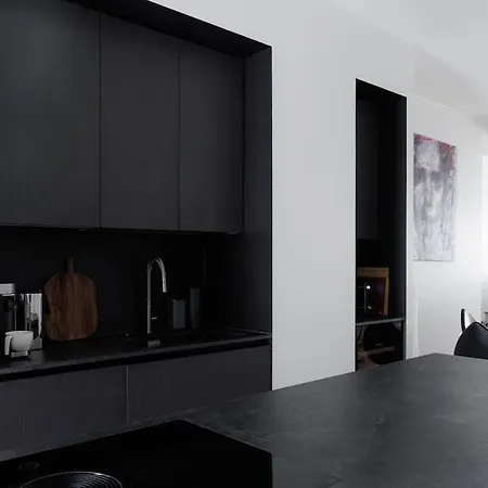 Spacious 2br On Bulevardi *