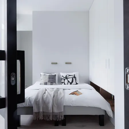 Spacious 2br On Bulevardi *