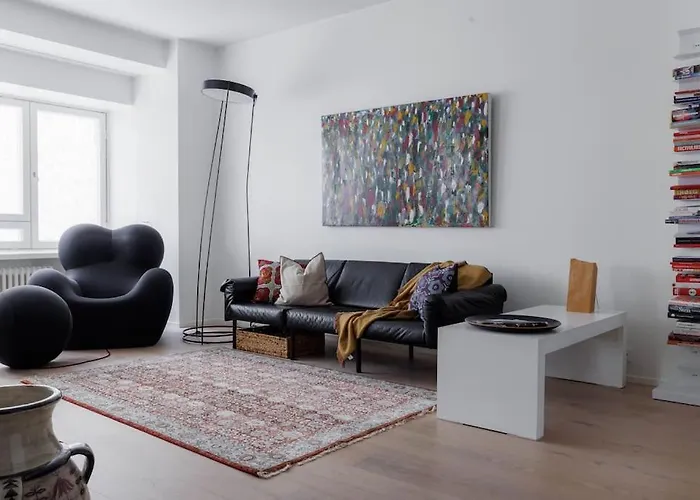 Spacious 2br On Bulevardi Lejlighed *