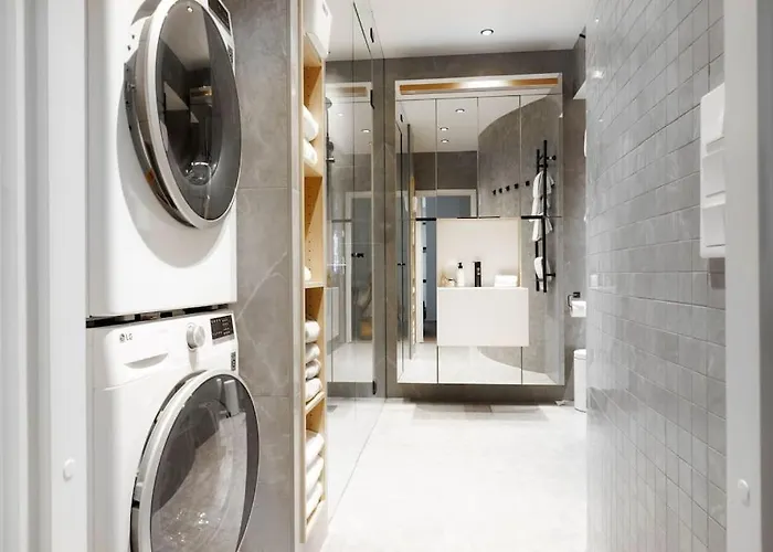 Spacious 2br On Bulevardi Διαμέρισμα *