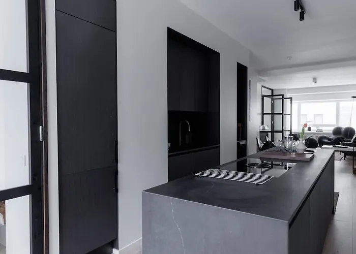 Spacious 2br On Bulevardi Lejlighed Helsinki