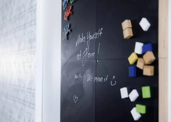 Spacious 2br On Bulevardi Lejlighed *