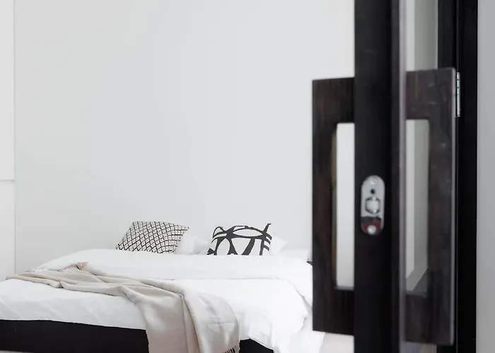 Διαμέρισμα Spacious 2br On Bulevardi