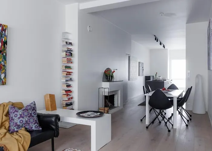 Spacious 2br On Bulevardi * Helsinki