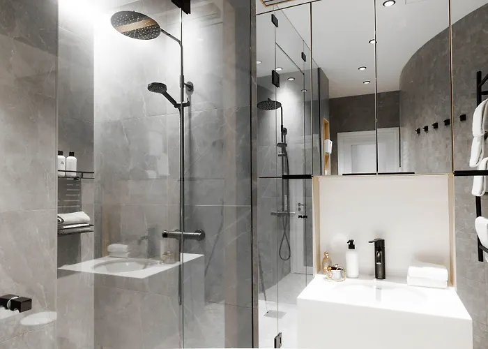Spacious 2br On Bulevardi Lejlighed