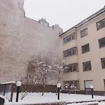 Spacious 2br On Bulevardi דירה *