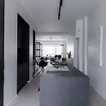 Spacious 2br On Bulevardi *