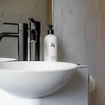 Spacious 2br On Bulevardi הלסינקי