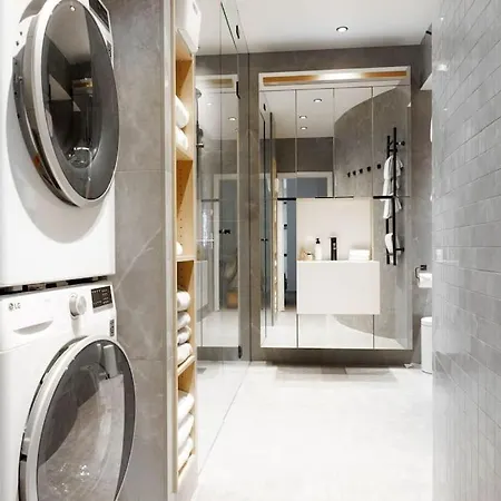 Spacious 2br On Bulevardi 公寓 *