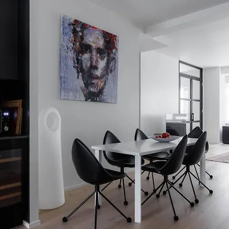 公寓 Spacious 2br On Bulevardi 赫尔辛基