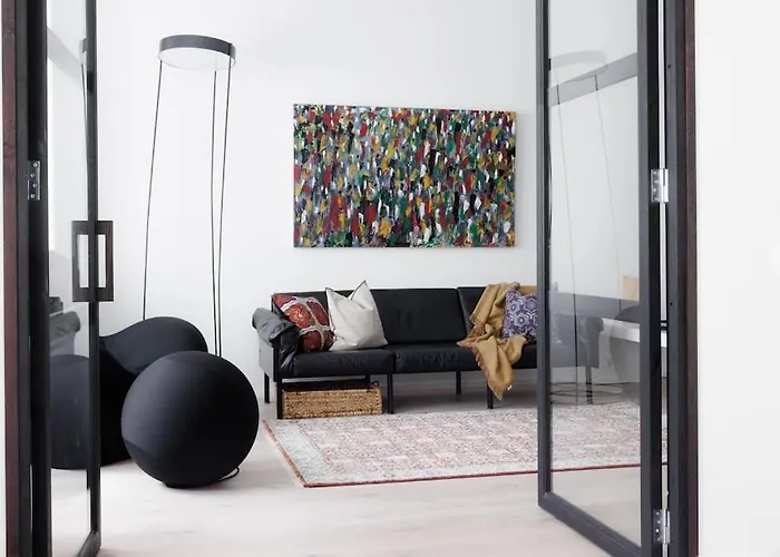 Spacious 2br On Bulevardi * Helsinki